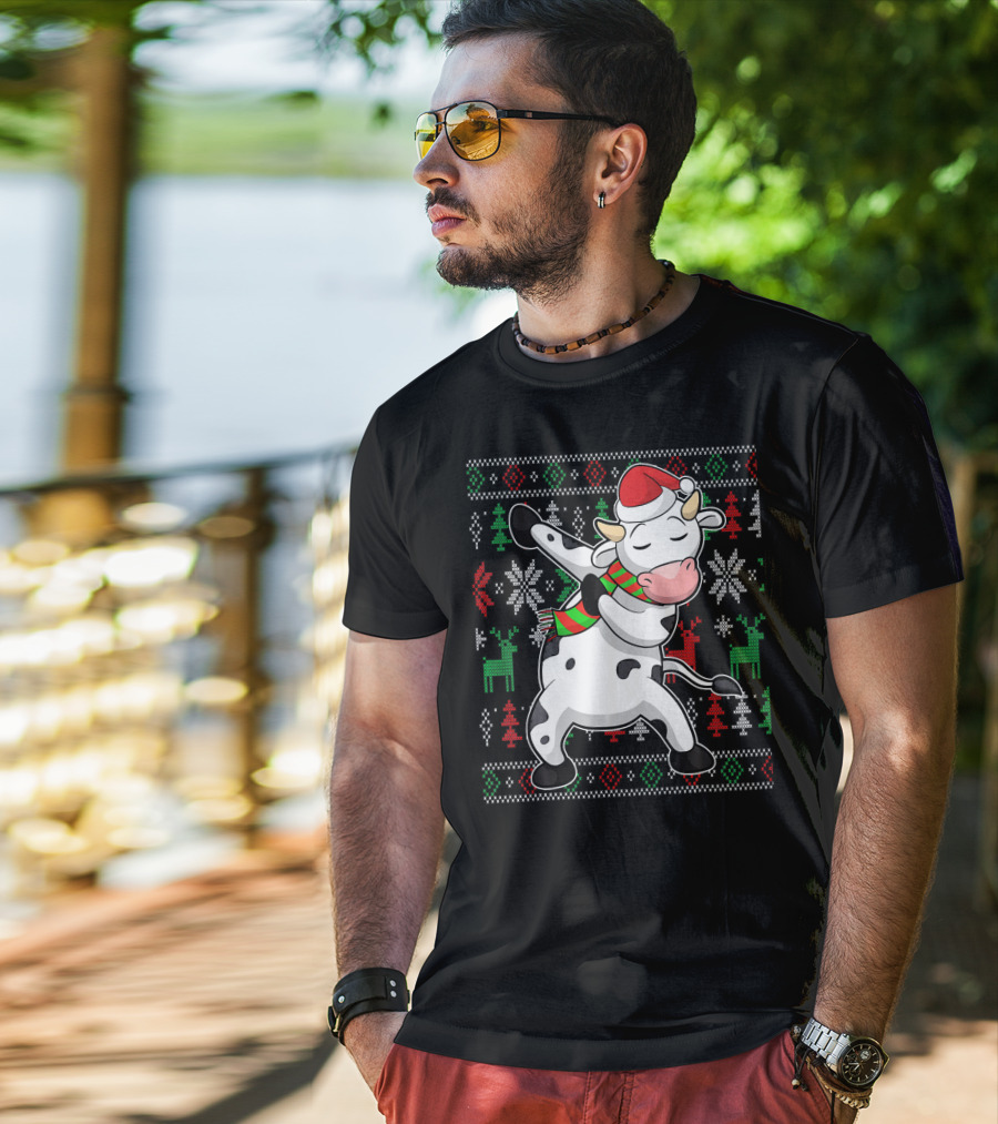 Ugly Christmas Dabbing Santa Cow With Festive Reindeer And Snowflakes T-Shirt