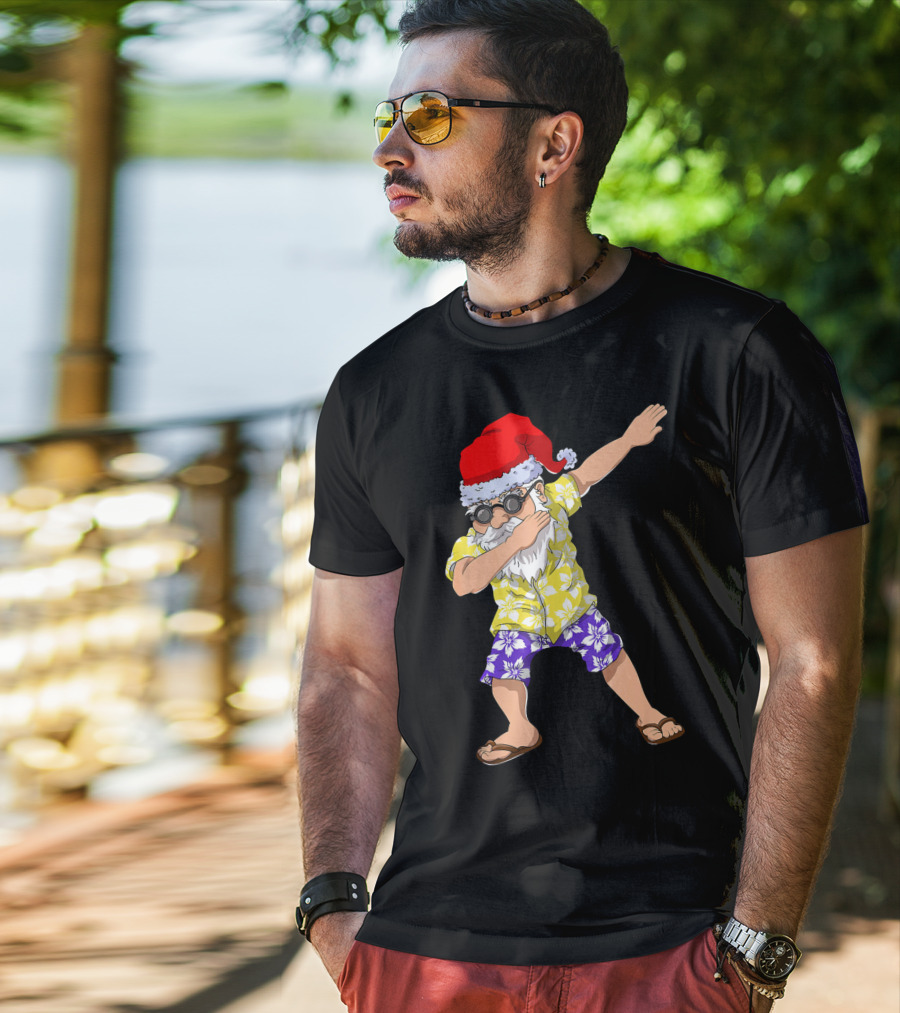 Santa Claus Dabbing In Hawaiian Shirt Christmas In July T-Shirt