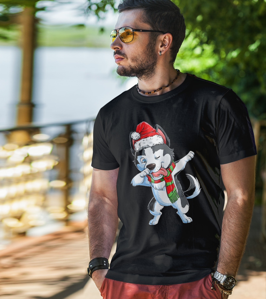 Dabbing Siberian Husky Santa Christmas Dog With Scarf T-Shirt