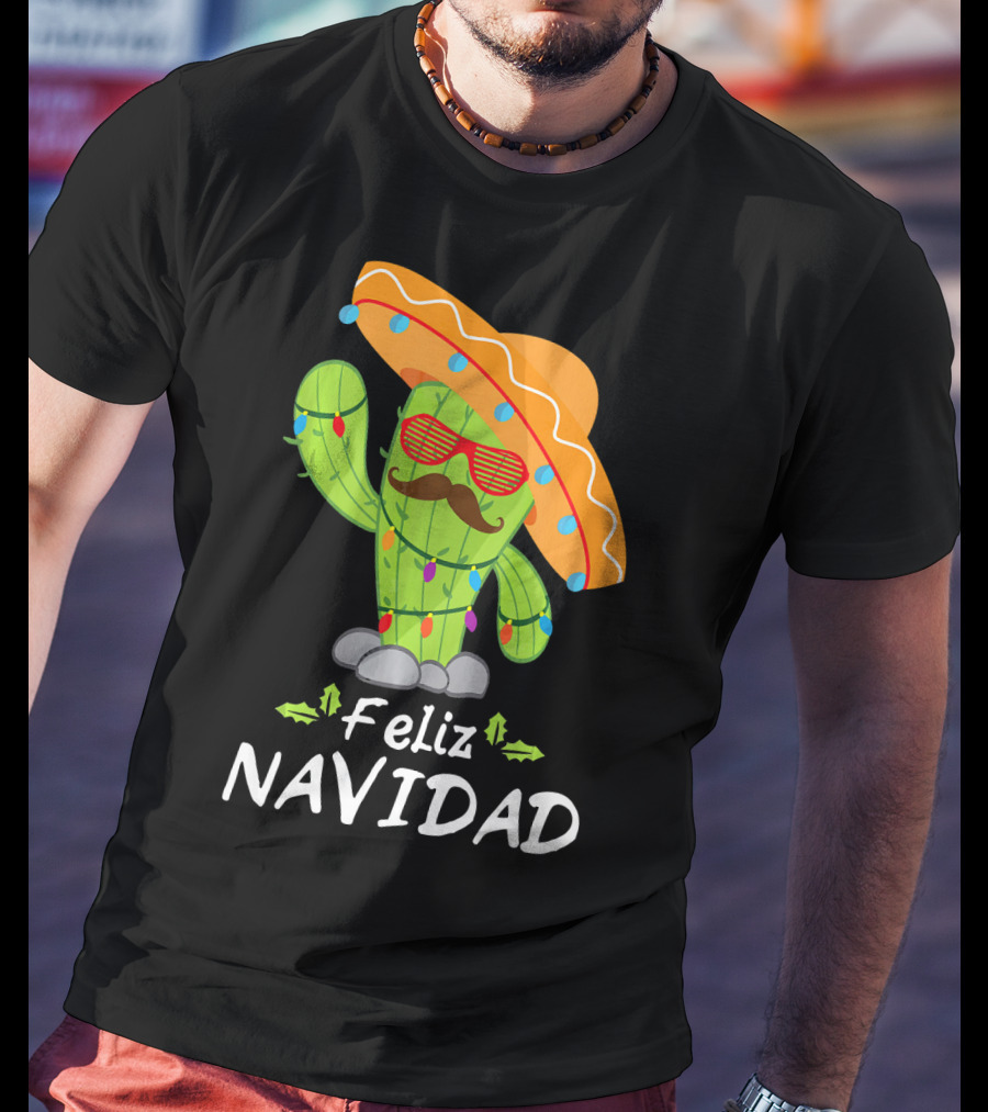 Feliz Navidad Cactus Mexican Tree Christmas Sombrero Lights T-Shirt