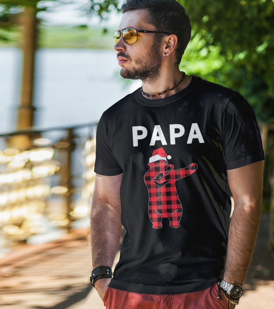 PAPA Bear Plaid Santa Hat Christmas Dabbing T-Shirt