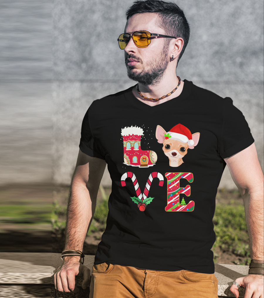 I Love My Chihuahua Christmas Theme With Santa Hat And Holiday Decorations T-Shirt