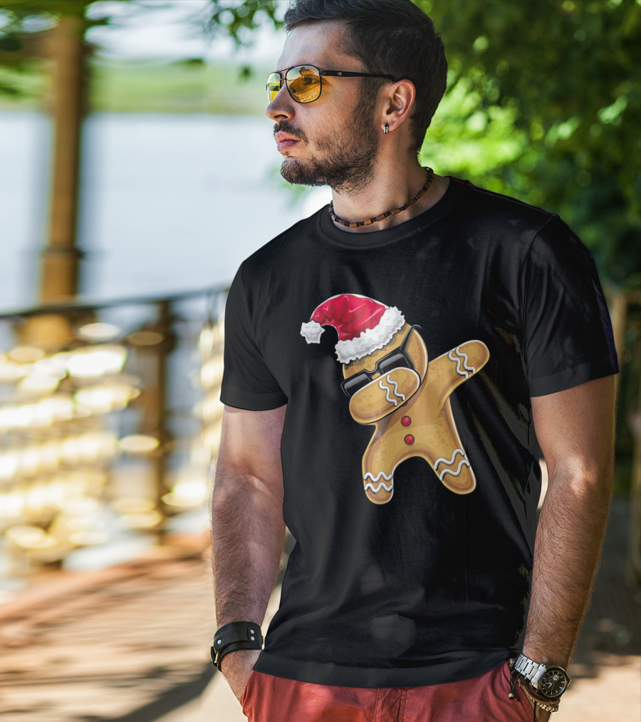 Santa Hat Dabbing Gingerbread Man Holiday Baking T-Shirt