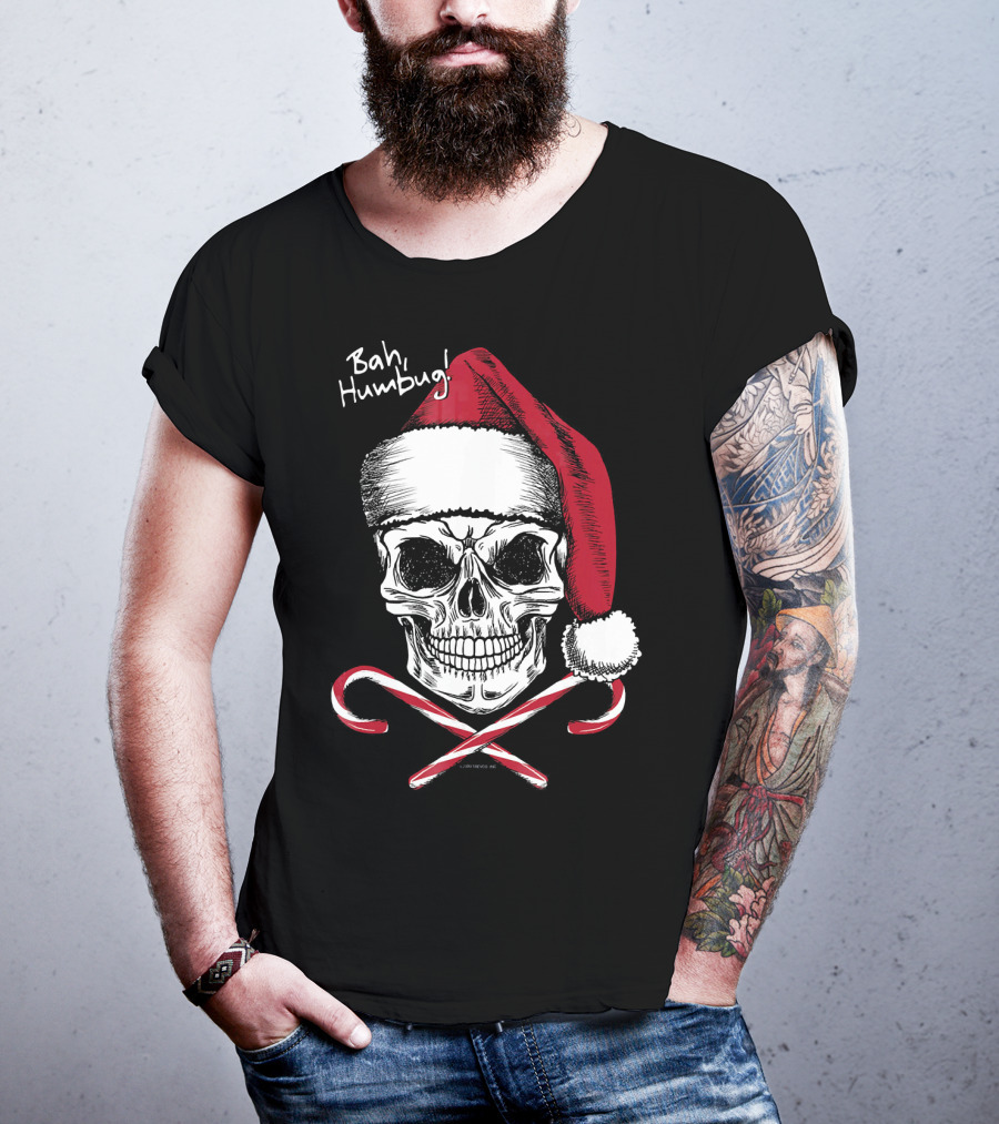 Bah Humbug Skull With Santa Hat And Candy Canes Christmas Funny Santa T-Shirt