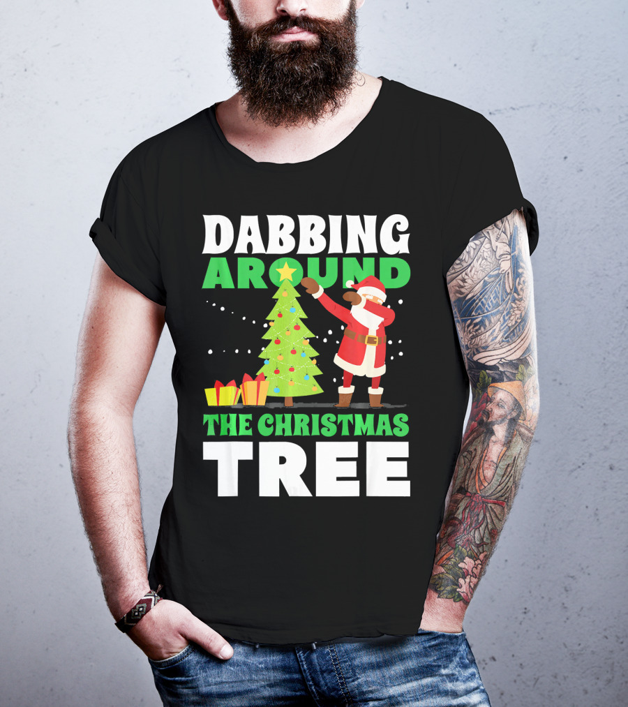 Dabbing Around The Christmas Tree Kris Kringle Merry Christmas San T-Shirt
