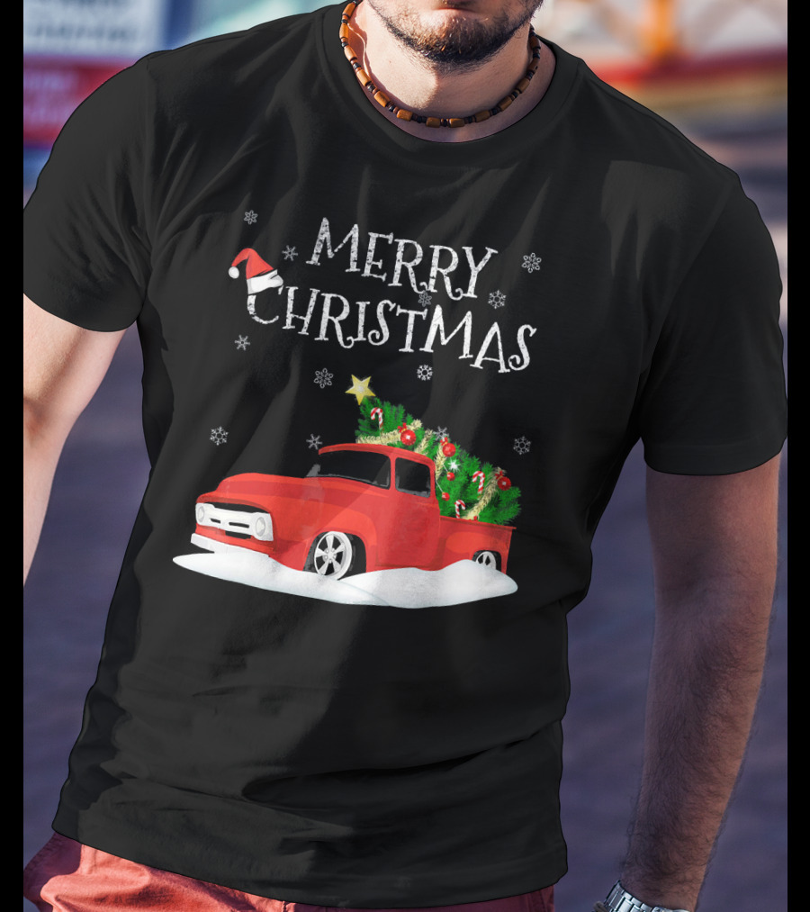 Merry Christmas Red Vintage Truck With Snow And Christmas Tree T-Shirt