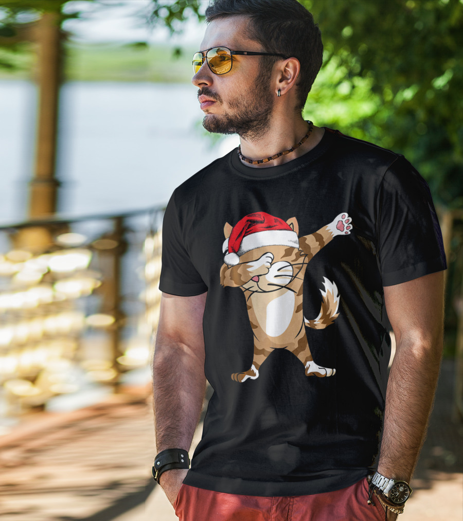 Santa Hat Dabbing Cat Christmas Holiday Fun T-Shirt