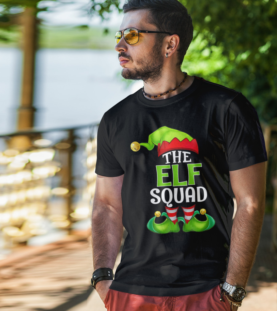THE ELF SQUAD Green Hat Striped Stockings T-Shirt