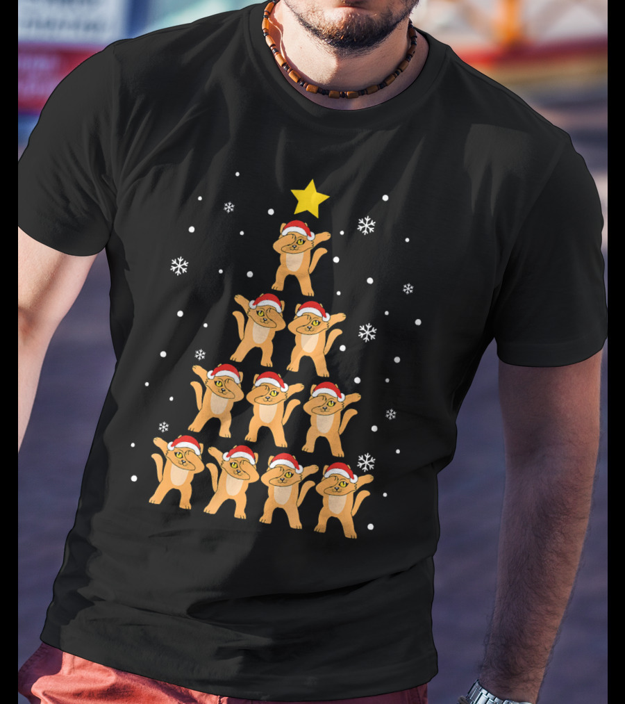 Christmas Tree Dabbing Cats With Santa Hats And Snowflakes T-Shirt
