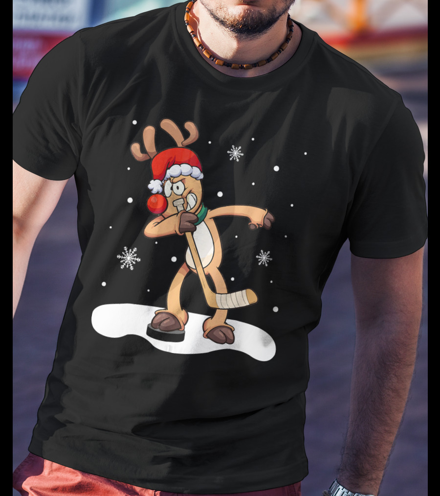 Funny Dabbing Reindeer Playing Ice Hockey Xmas Snowflakes T-Shirt