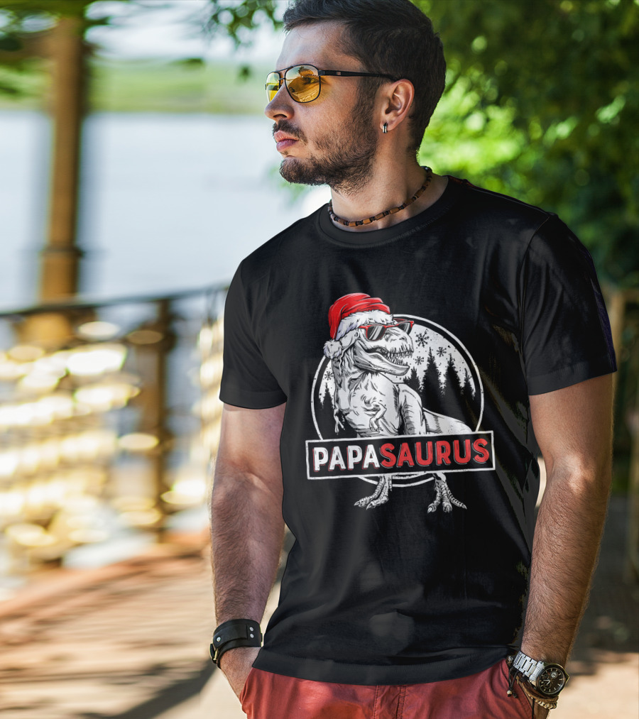 Papasaurus Dinosaur Santa Hat Christmas Snowflake Forest T-Shirt