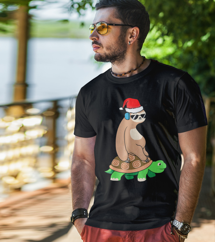 Xmas Sloth Riding Turtle Lazy Sloth Santa Hat Sunglasses T-Shirt