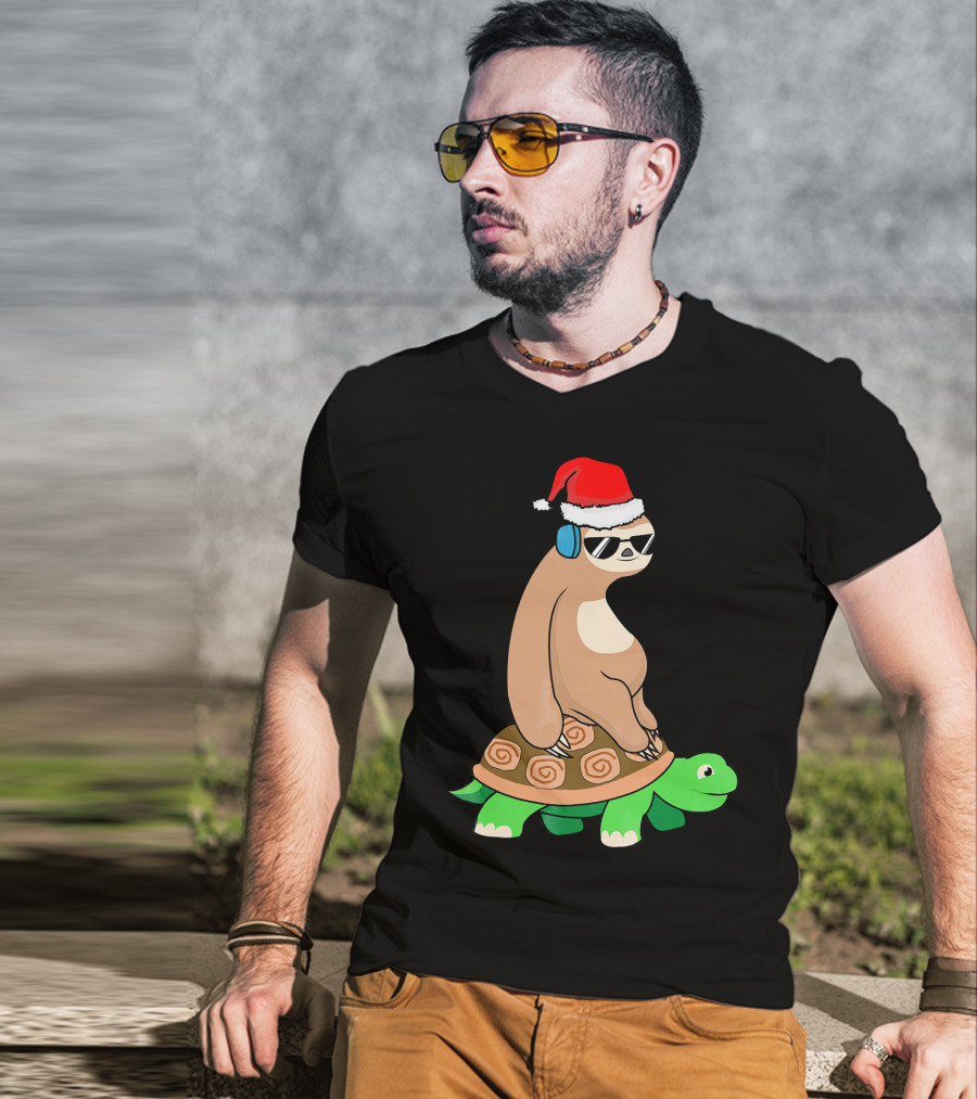 Xmas Sloth Riding Turtle Lazy Sloth Santa Hat Sunglasses T-Shirt