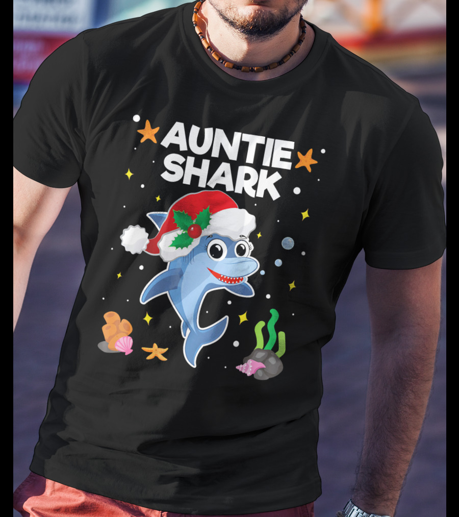 Auntie Shark Santa Claus Christmas Underwater Fun T-Shirt