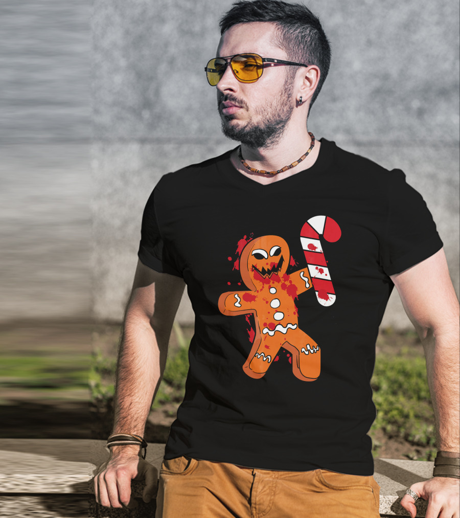 Christmas Horror Scary Gingerbread With Bloody Candy Cane T-Shirt