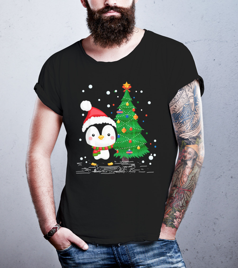 Funny Penguin Lover Santa Hat Christmas Tree Pengu T-Shirt