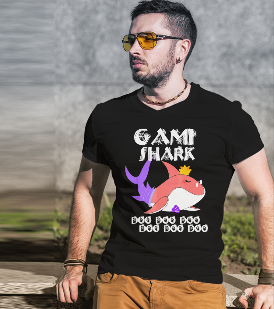 Gami Shark Doo Doo Doo Cute Crowned Shark With Purple Fins T-Shirt