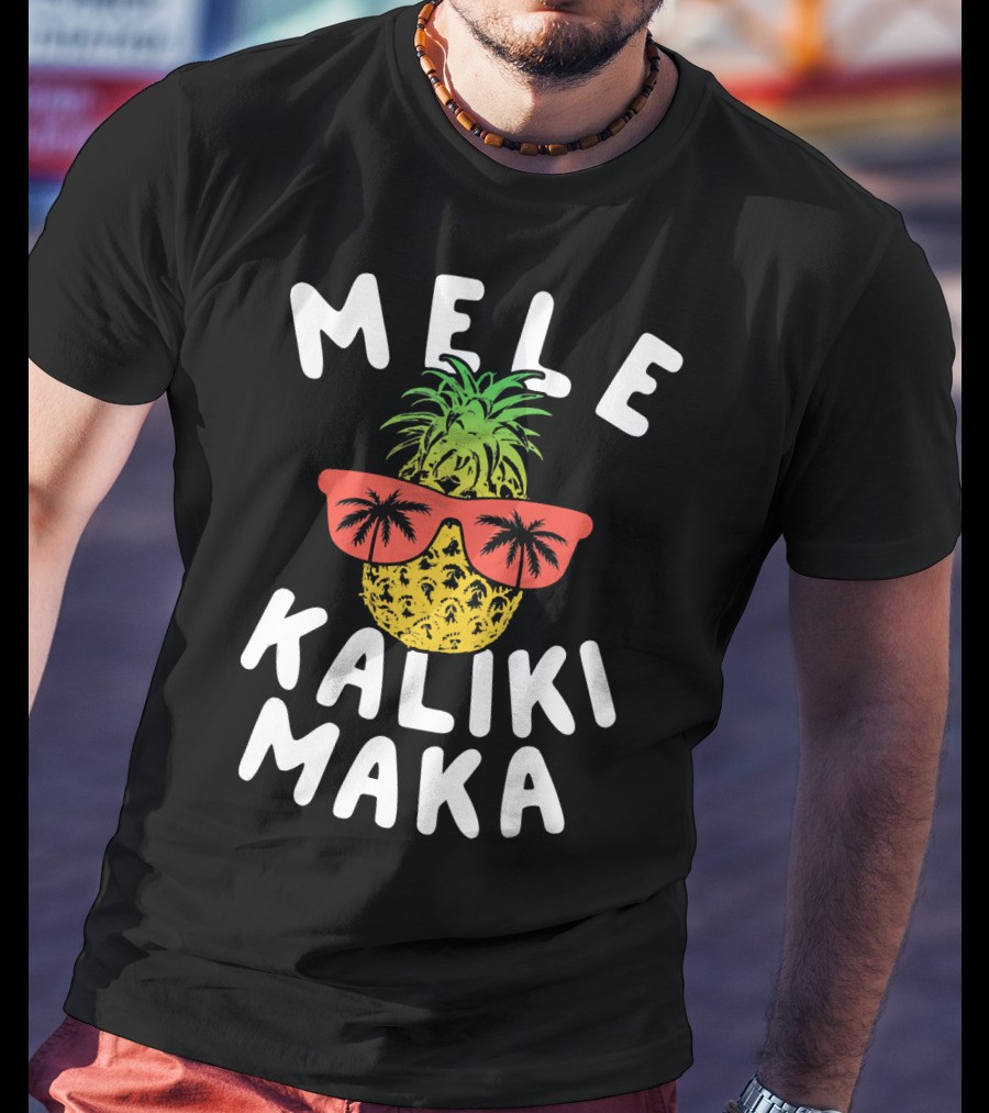 Mele Kalikimaka Pineapple With Sunglasses And Palm Trees T-Shirt