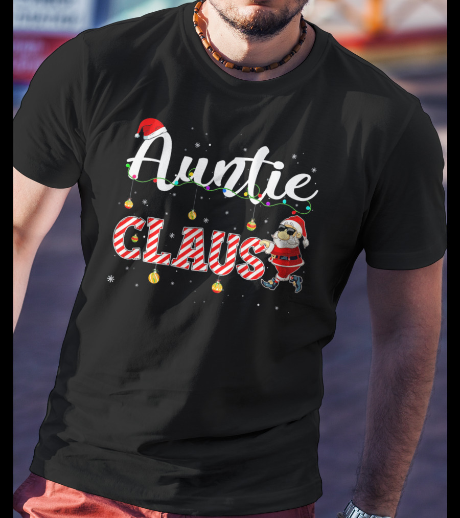 Auntie Claus Cute Christmas Santa Hat Mat T-Shirt