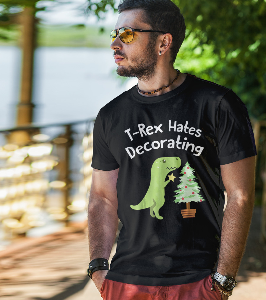 T Rex Hates Decorating Christmas Tree Funny Dinosaur T-Shirt