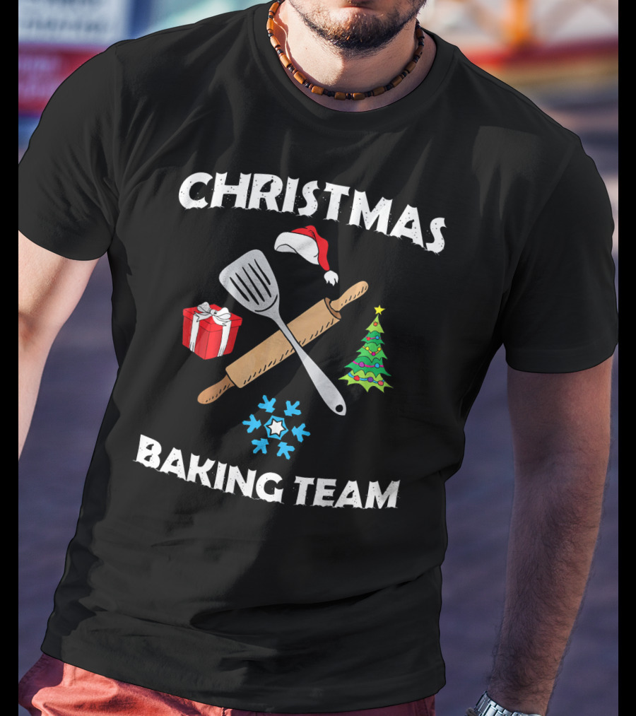 Christmas Baking Team Santa Hat Spatula Rolling Pin Tree Gift Snowflakes T-Shirt