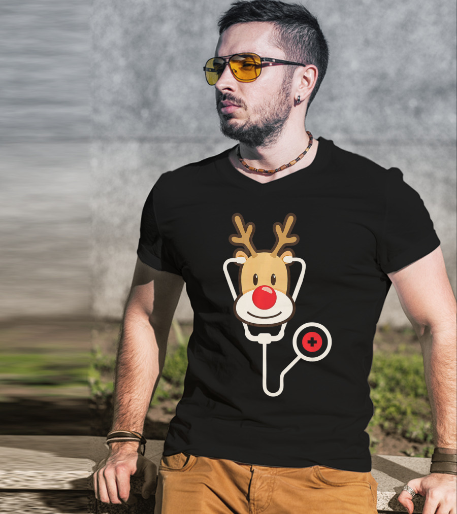 Cute Moose Reindeer Stethoscope Nurse T-Shirt