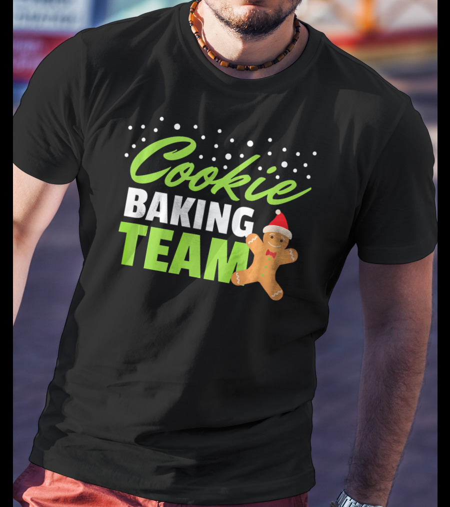 Cookie Baking Team Holi Gingerbread Christmas T-Shirt