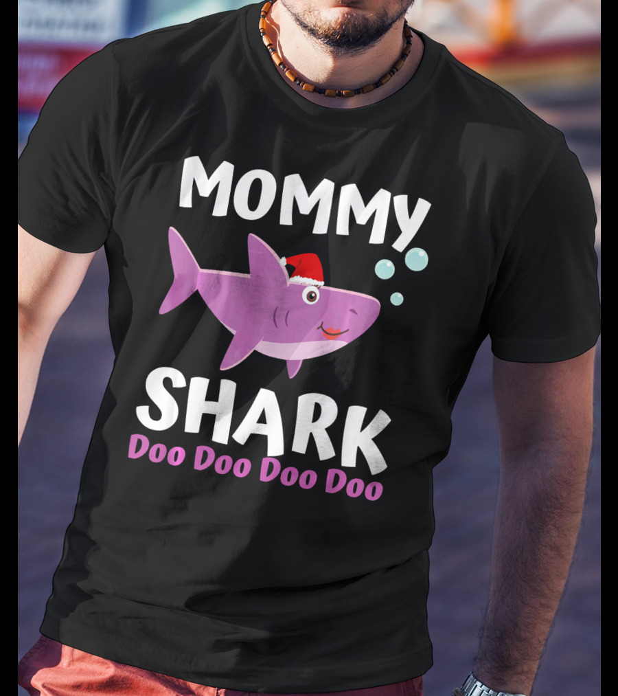 Mommy Shark Doo Doo Doo Doo Christmas Mommy Shark T-Shirt