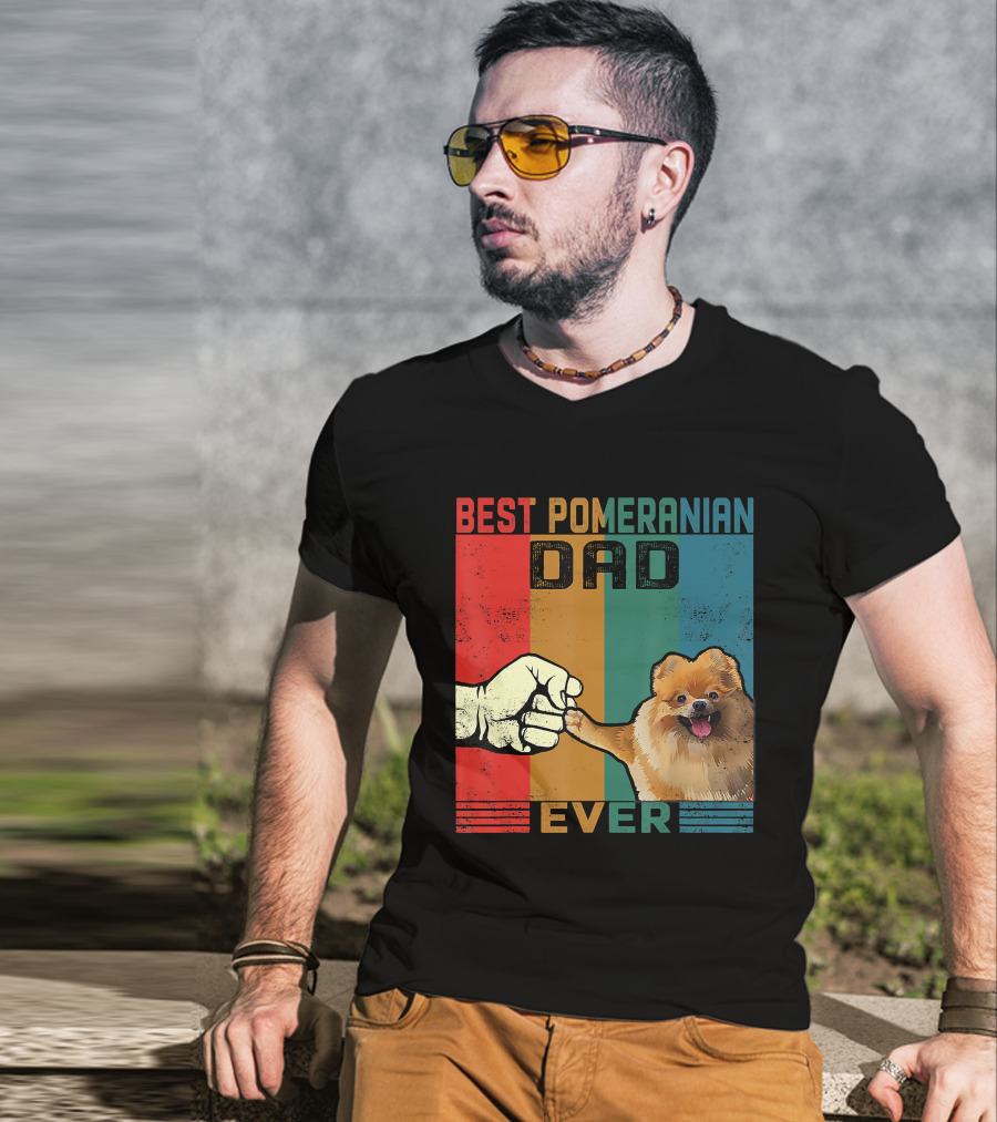 Best Pomeranian Dad Ever Vintage Fist Bump T-Shirt