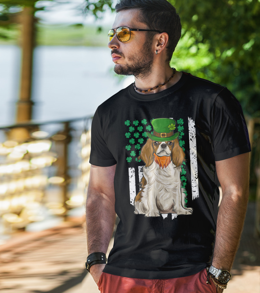 King Charles Spaniel St Patricks Day Irish Dog With Green Hat And Shamrocks T-Shirt