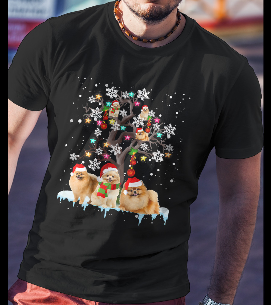 Pomeranian Santa Hat Snowflakes Christmas Tree T-Shirt