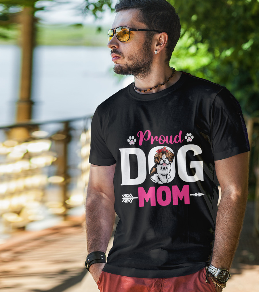 Proud Dog Mom Shih Tzu T-Shirt