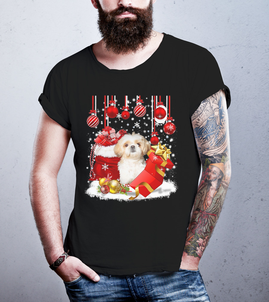 Shih Tzu Christmas Holiday Decorations With Dog And Festive Snow Ornaments T-Shirt