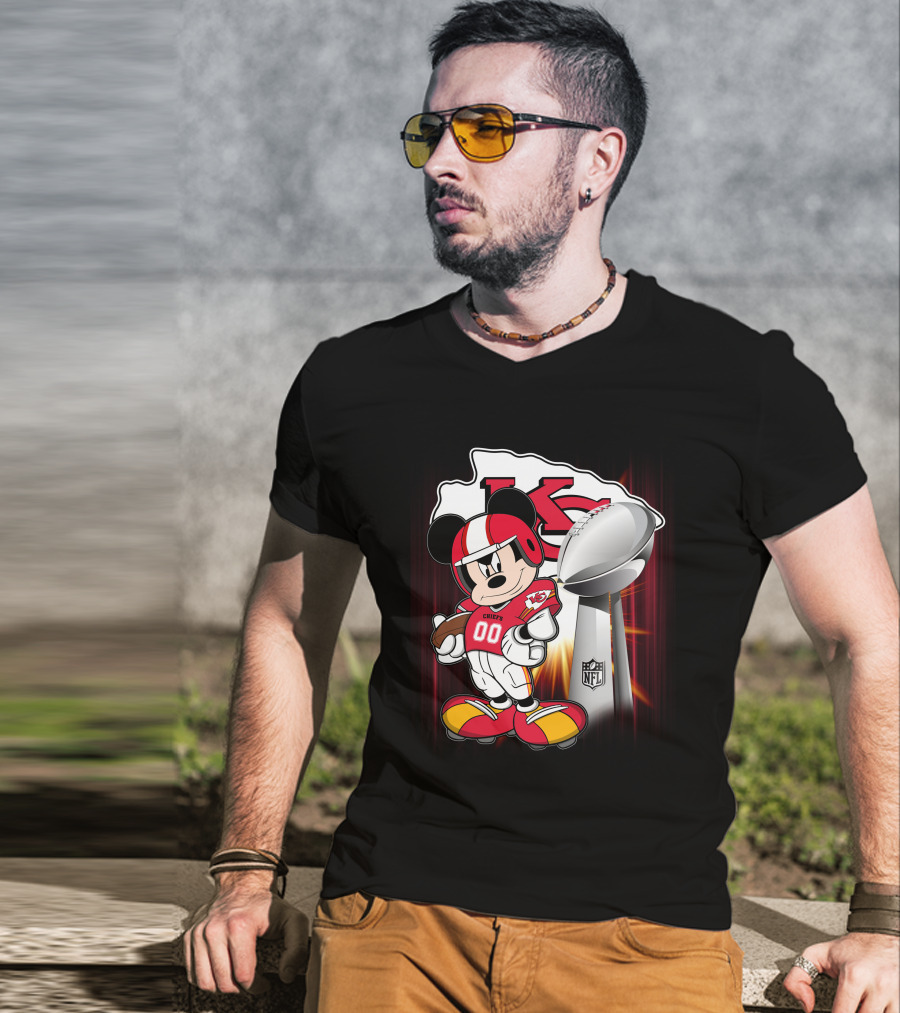 Kansas City Chiefs Mickey Mouse NFL Trophy T-Shirt